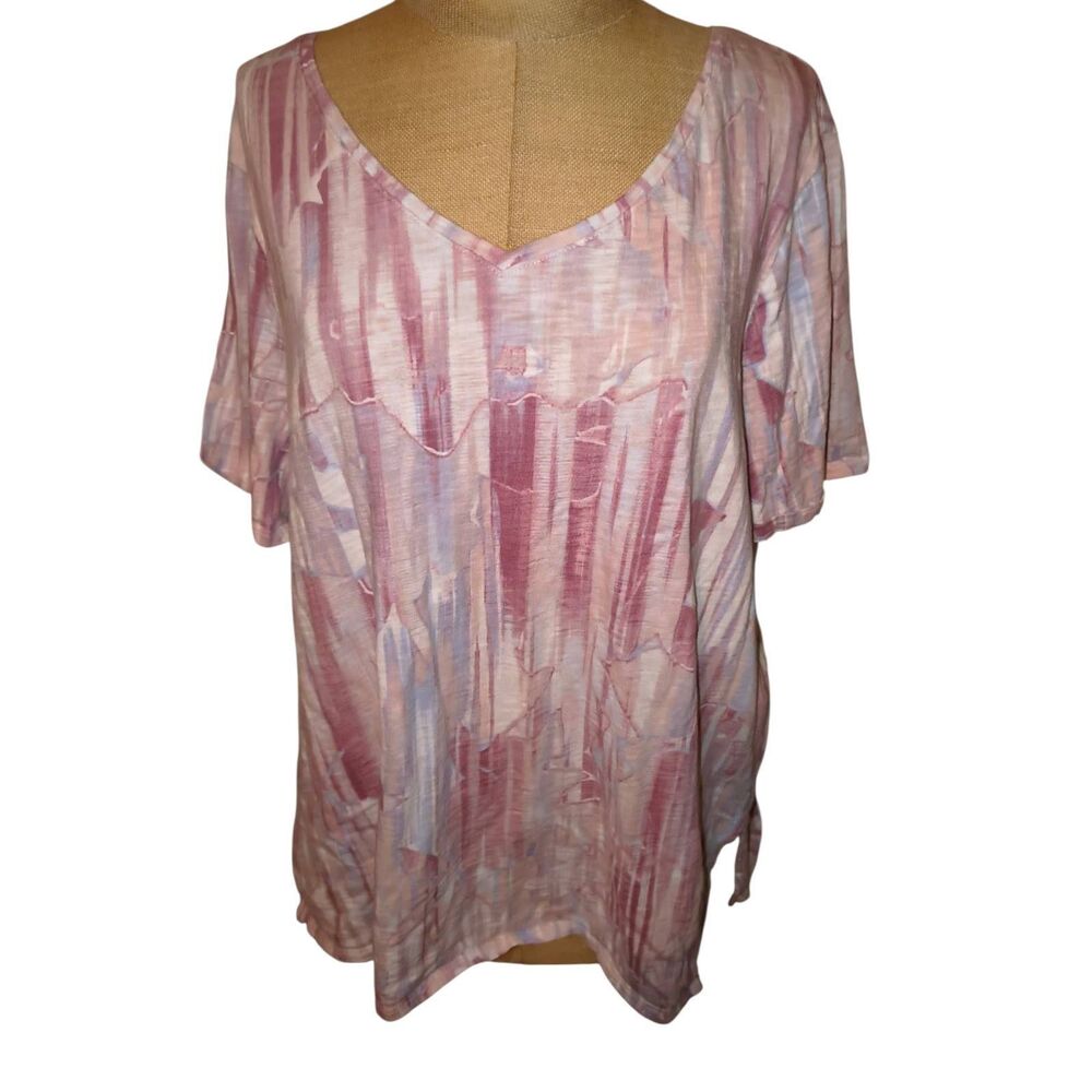 Chico's short-sleeve pull over blouse top tunic pink white abstract striped patt